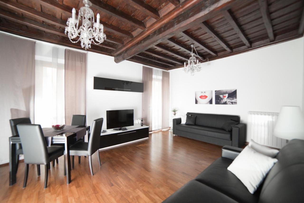 64 Suites Apart Róma Szoba fotó